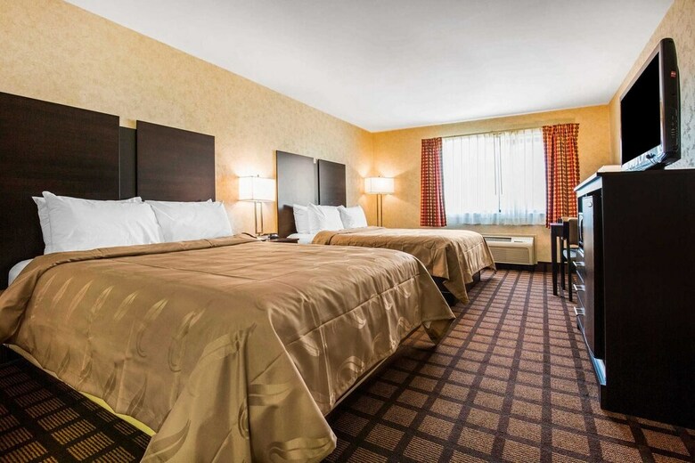 Hotel Quality Inn Monee I-57