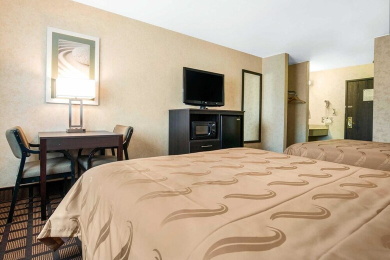 Hotel Quality Inn Monee I-57