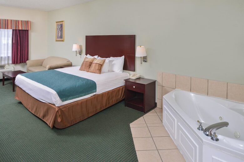 Hotel Americas Best Value Inn Wiggins