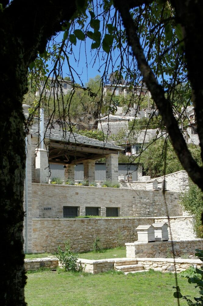 Hotel Apeiros Chora