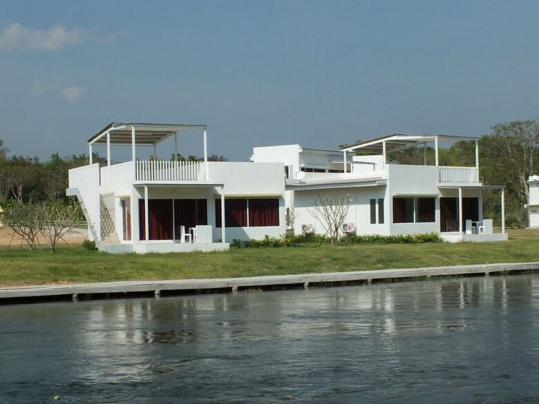 Hotel Worawee Resort & Spa