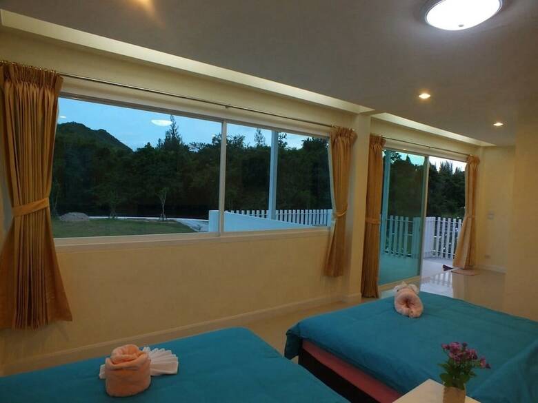 Hotel Worawee Resort & Spa