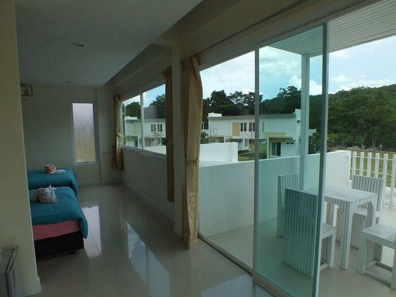 Hotel Worawee Resort & Spa