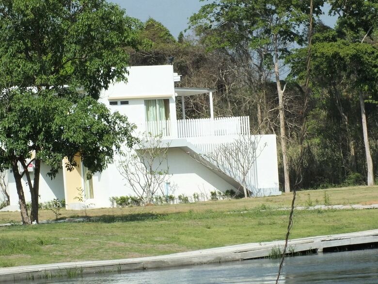 Hotel Worawee Resort & Spa