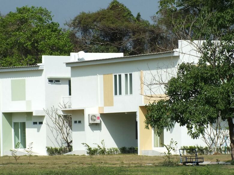 Hotel Worawee Resort & Spa