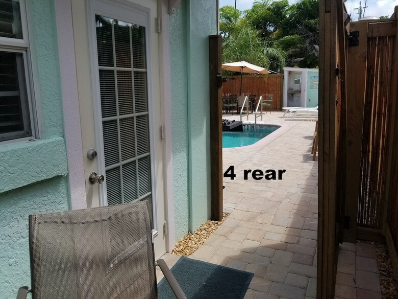 Hotel Haley's Couples Retreat