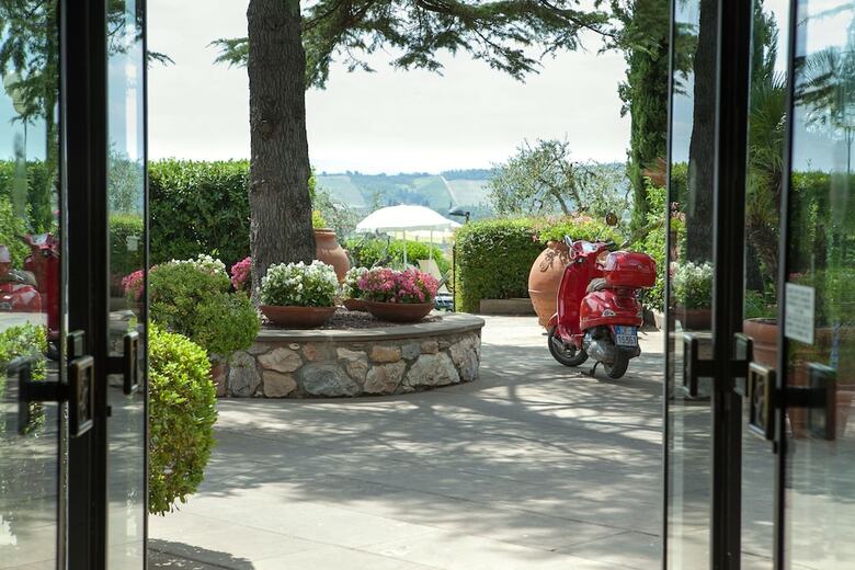 Relais Santa Chiara Hotel