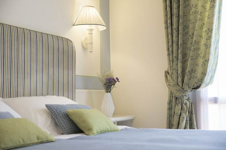 Relais Santa Chiara Hotel