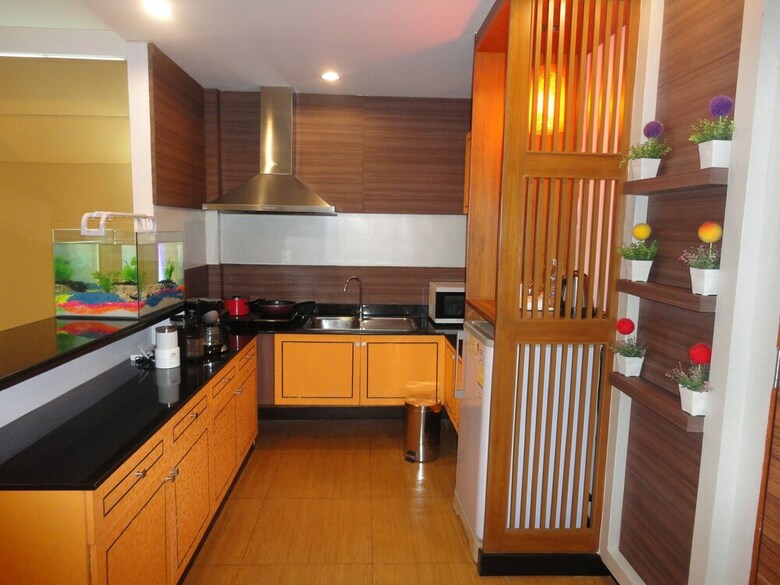 Hotel Saisawan Beach Resort