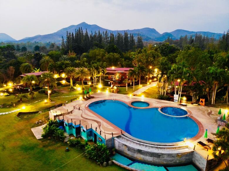 Apartamento Kaengkrachan Boathouse Paradise Resort