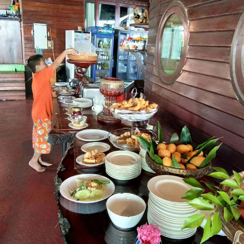 Apartamento Kaengkrachan Boathouse Paradise Resort