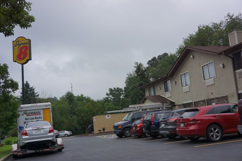 Hotel Super 8 By Wyndham Delmont