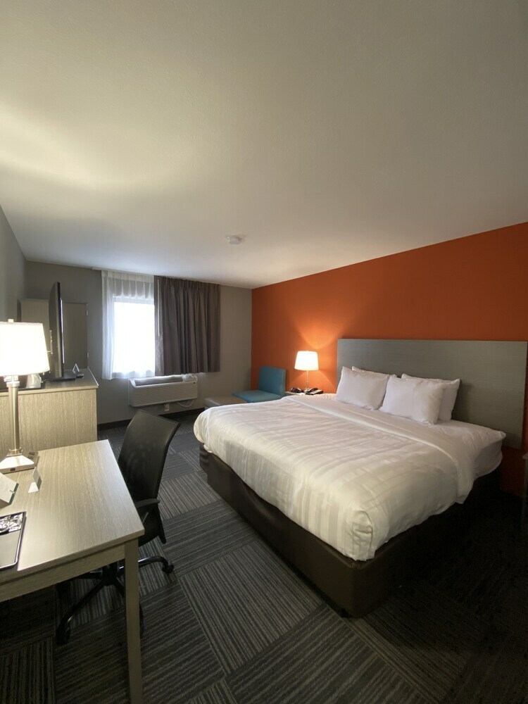 Hotel Quality Inn & Suites