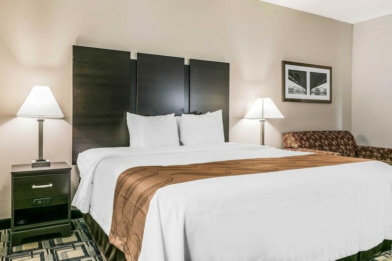 Hotel Quality Inn & Suites Mason Hwy 42