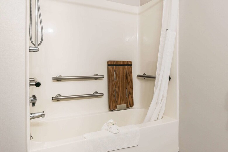 Hotel Quality Inn & Suites Mason Hwy 42