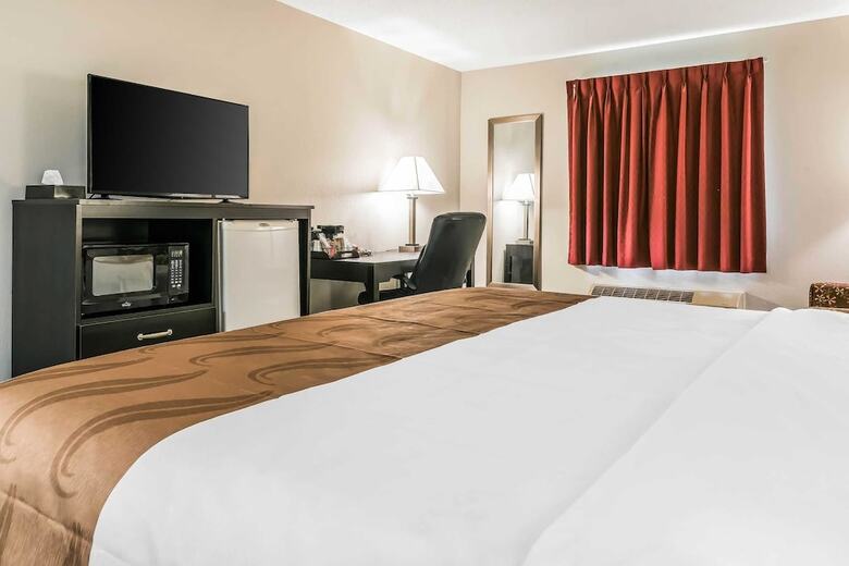 Hotel Quality Inn & Suites Mason Hwy 42