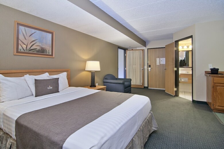 Boarders Inn & Suites By Cobblestone Hotels - Faribault