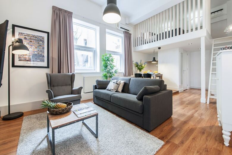 Apartamentos Short Stay Group Harbour Loft Studios