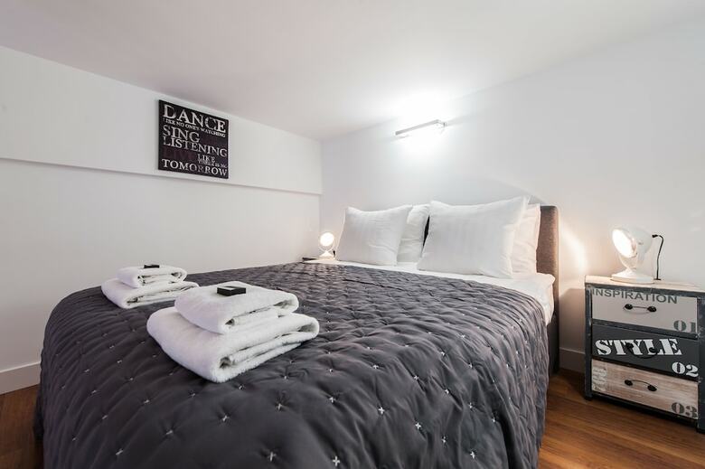 Apartamentos Short Stay Group Harbour Loft Studios