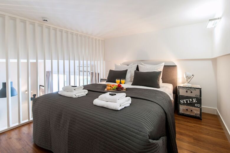 Apartamentos Short Stay Group Harbour Loft Studios