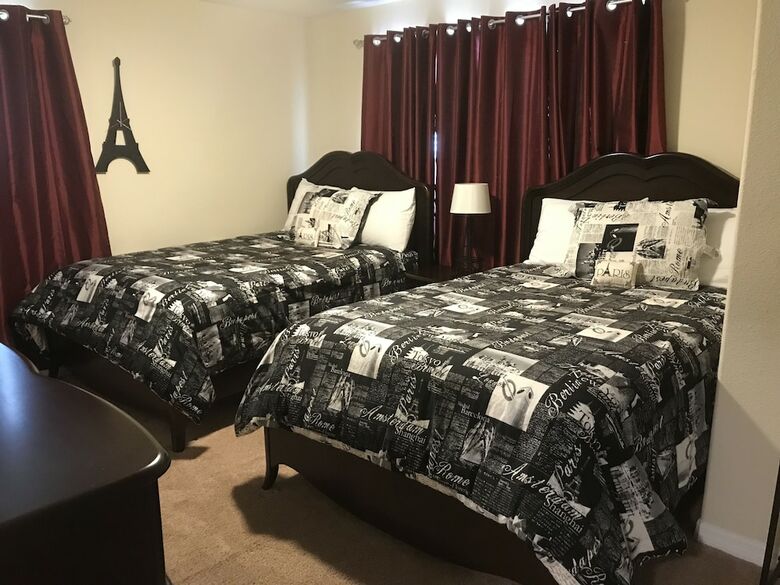 Paradise Palms Resort Orlando