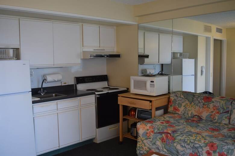 Unipack At Waikiki Park Heights