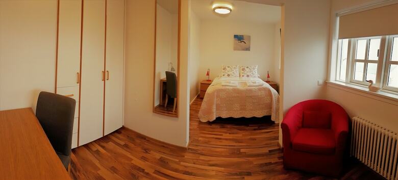 Hotel Tindast�ll And Annex