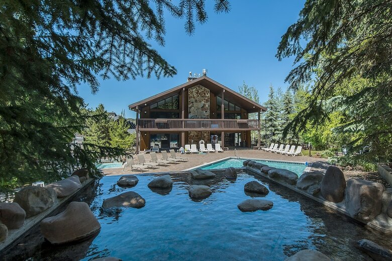 Powderwood By All Seasons Resort Lodging