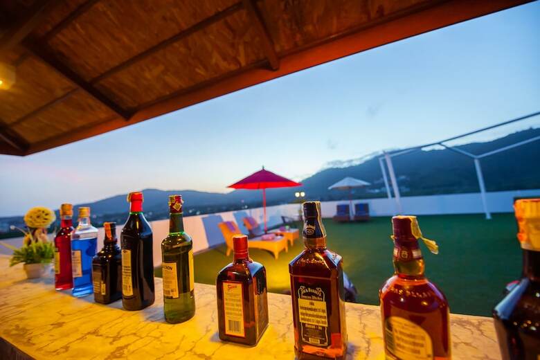 Aparthotel Grand Nai Harn Suites
