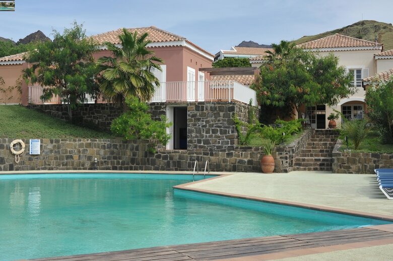 Flag Hotel Foya Branca