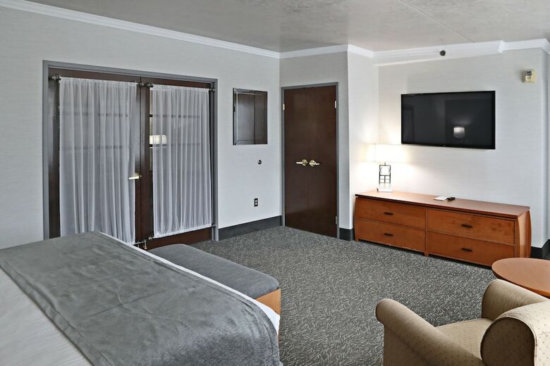 Emerald Queen Hotel & Casino