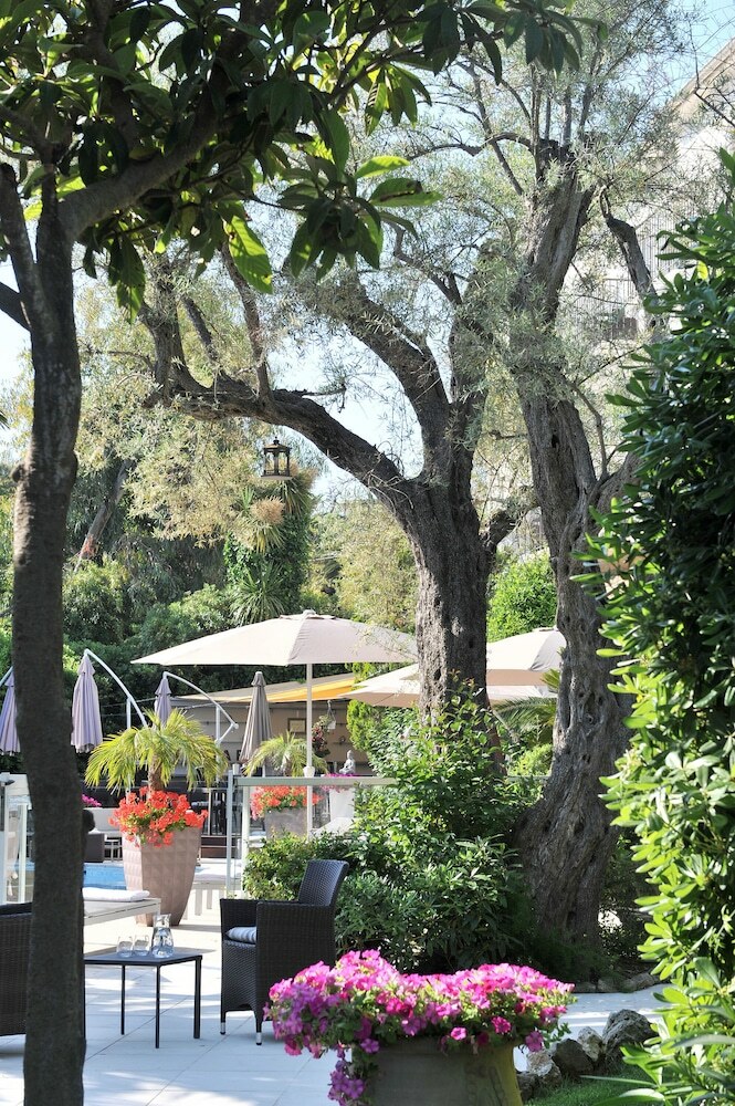 Hotel H�tel La Villa Cap D?antibes