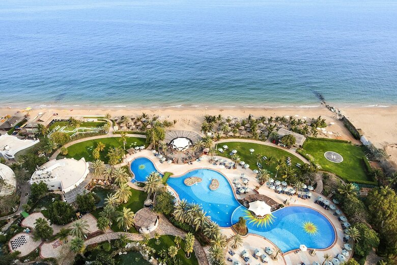 Hotel Le Meridien Al Aqah Beach Resort