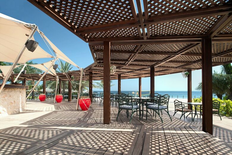 Hotel Le Meridien Al Aqah Beach Resort