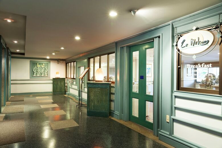 Hotel Cholchan Pattaya Beach Resort