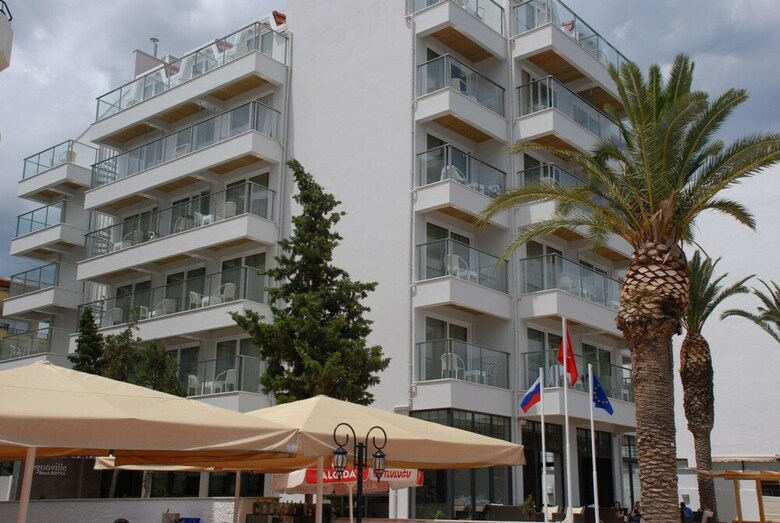 Begonville Beach Hotel - Adults Only
