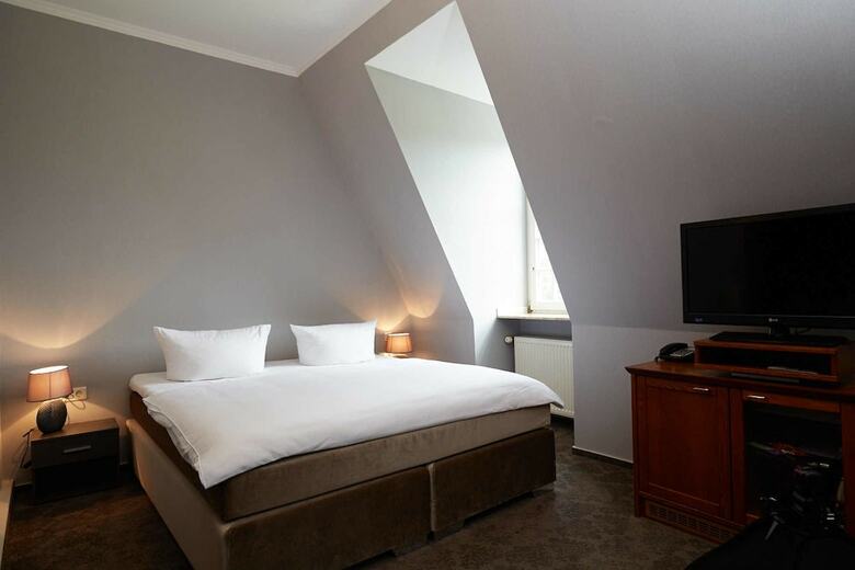 Van Der Valk Parkhotel Schloss Meisdorf
