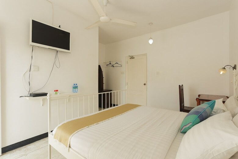 Royce Boutique Hotel