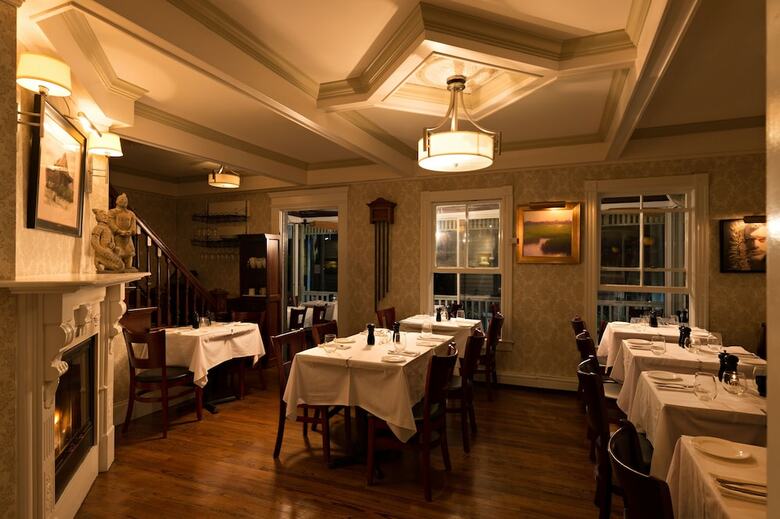 Hotel Crowne Pointe Historic Inn & Spa - Adults Only