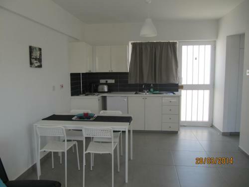 Sunny Holiday Apartments