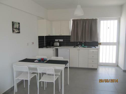Sunny Holiday Apartments