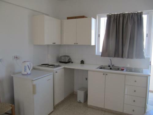 Sunny Holiday Apartments