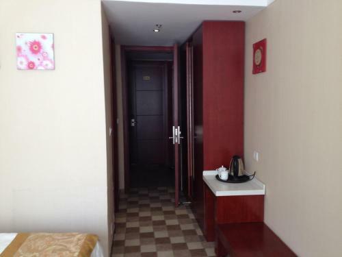 Wutaishan Jingwei Hotel Wuye Temple