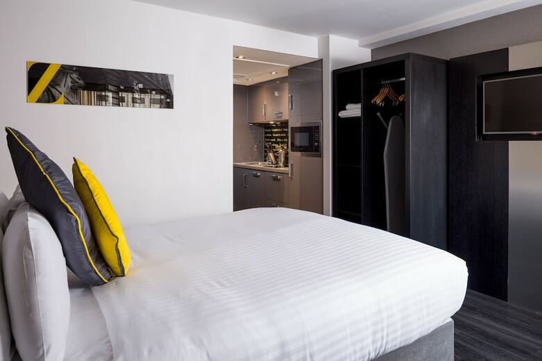Apartamentos Roomzzz Nottingham City