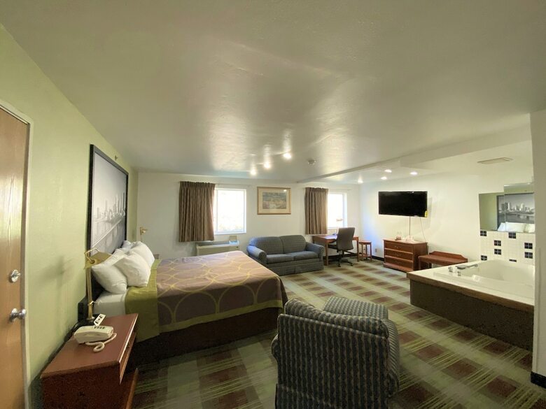 Hotel Super 8 By Wyndham Pittsburgh/monroeville