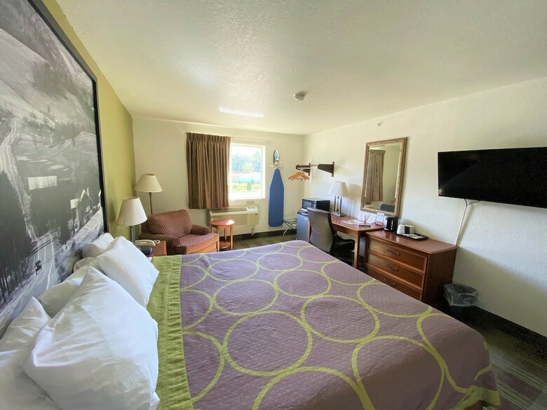 Hotel Super 8 By Wyndham Pittsburgh/monroeville