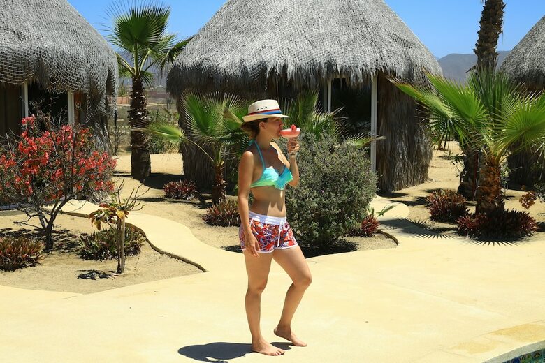 Hostal Mayan Village Beach Front Hotel