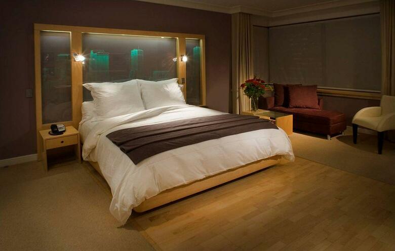 Loews Minneapolis Hotel
