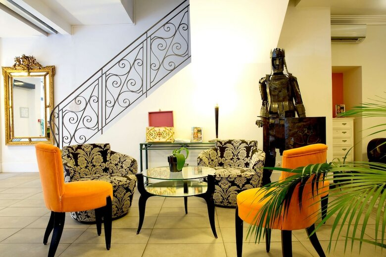 Hotel H�tel Raymond 4 Toulouse