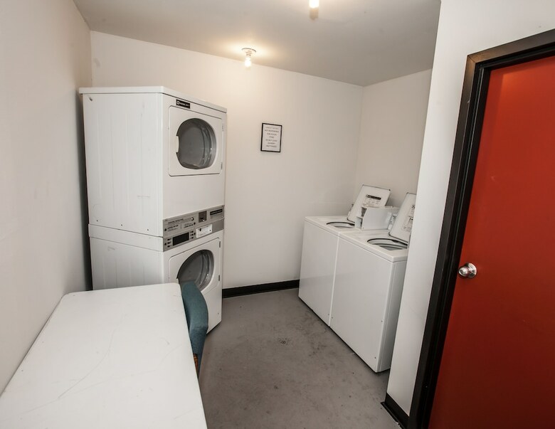 Motel Lodge At The Falls